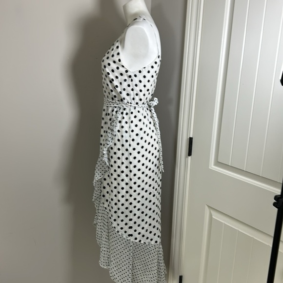 Alice and Olivia Mable Midlength Ruffle Mock Wrap Dress Polka Dot Black White 6 - Picture 5 of 15